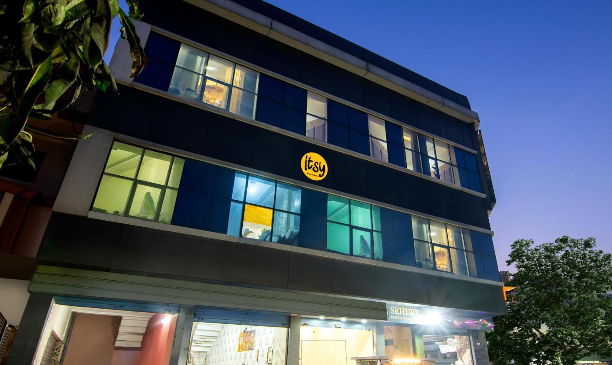 Itsy Hotels Sehdev Residency, Near Golden Temple Amritsar Extérieur photo