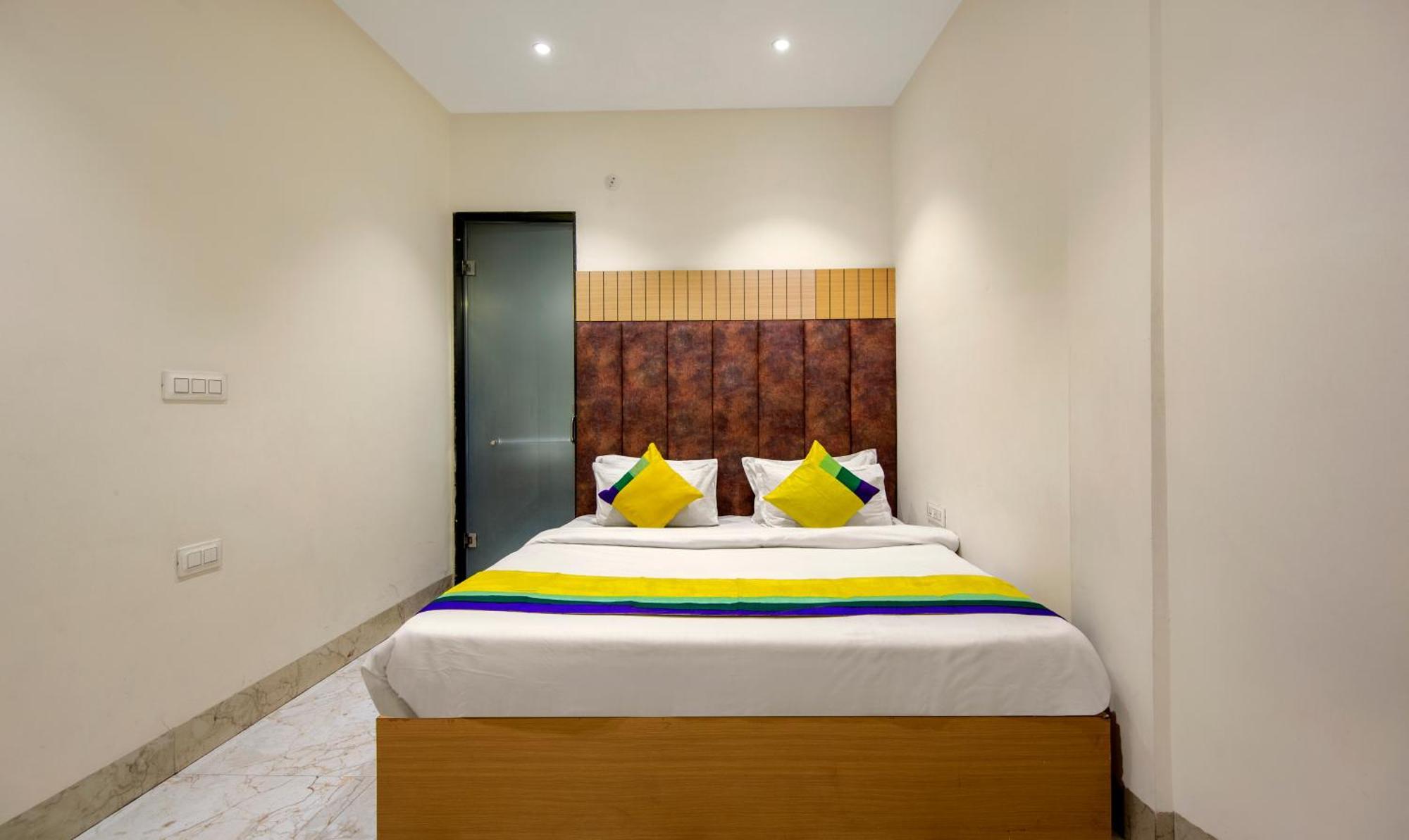 Itsy Hotels Sehdev Residency, Near Golden Temple Amritsar Extérieur photo