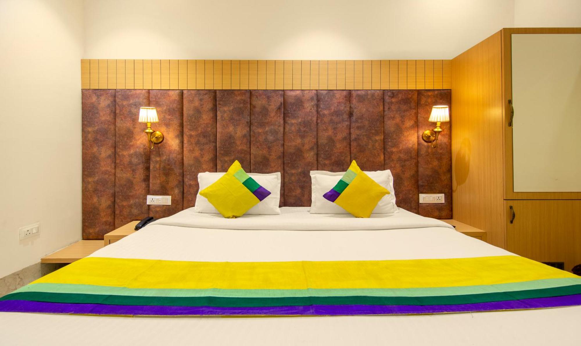 Itsy Hotels Sehdev Residency, Near Golden Temple Amritsar Extérieur photo