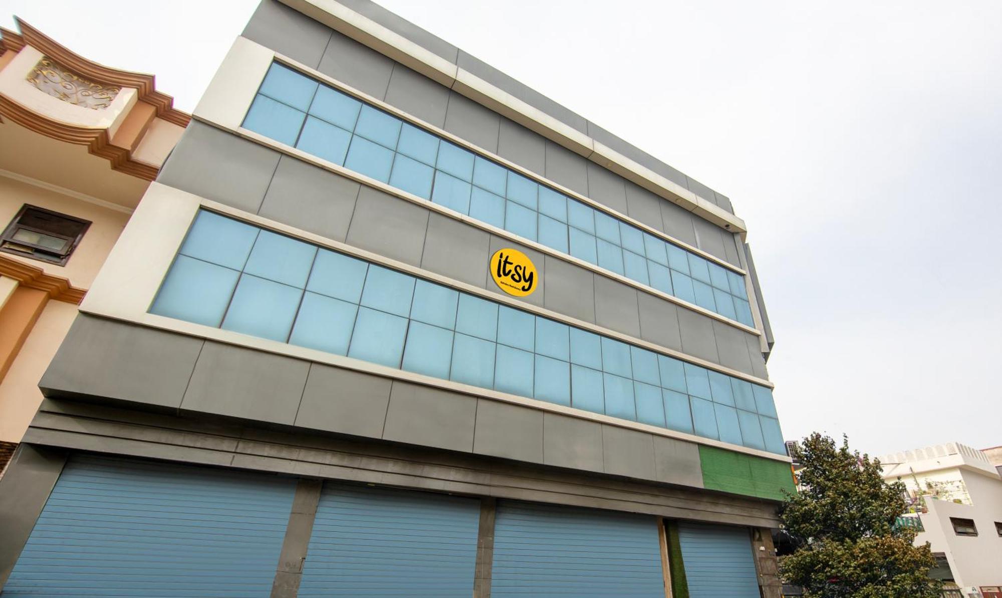 Itsy Hotels Sehdev Residency, Near Golden Temple Amritsar Extérieur photo