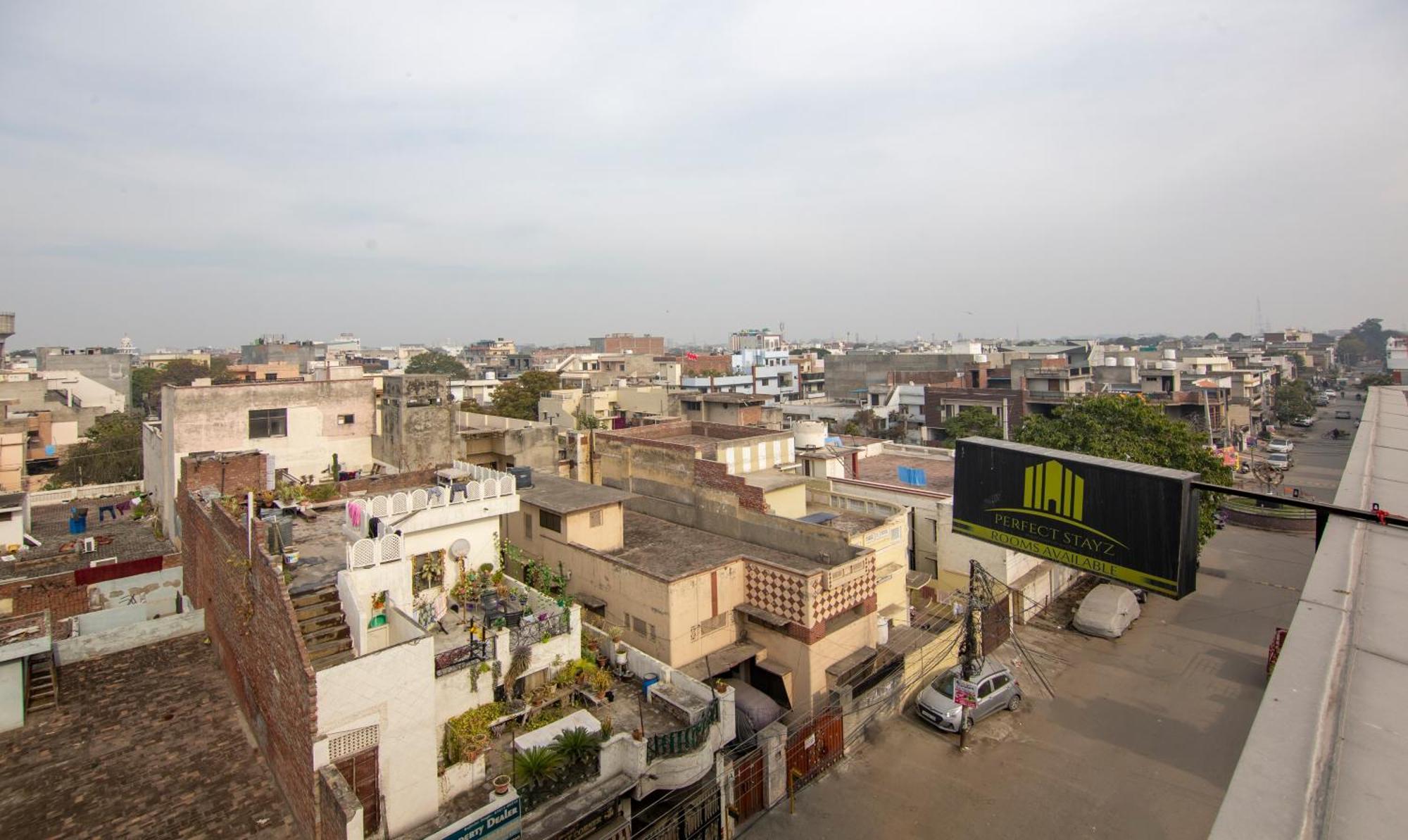 Itsy Hotels Sehdev Residency, Near Golden Temple Amritsar Extérieur photo
